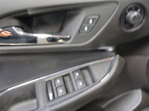 Used 2019 Chevrolet Cruze LT image 15