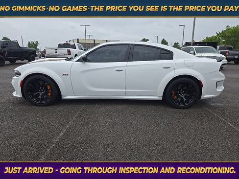 Used 2023 Dodge Charger Scat Pack RWD image 4