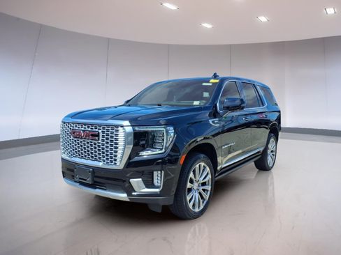 Used 2023 GMC Yukon Denali w/ Denali Reserve Package AWD/4WD image 2