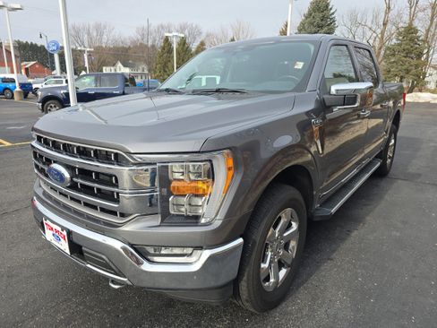 Used 2022 Ford F150 Lariat AWD/4WD image 5