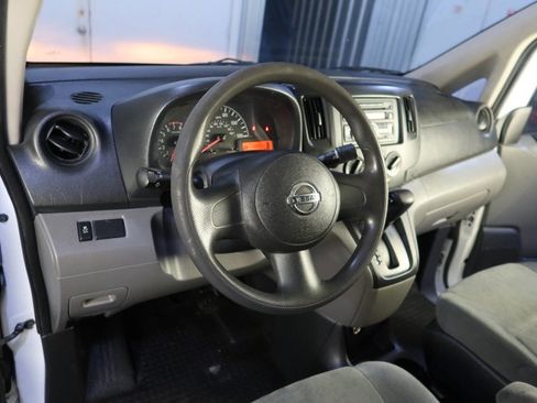 Used 2017 Nissan NV200 S w/ Back Door Glass Package image 23