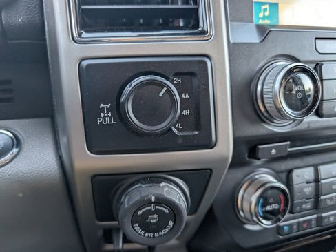 Used 2018 Ford F150 Lariat w/ Equipment Group 502A Luxury image 17