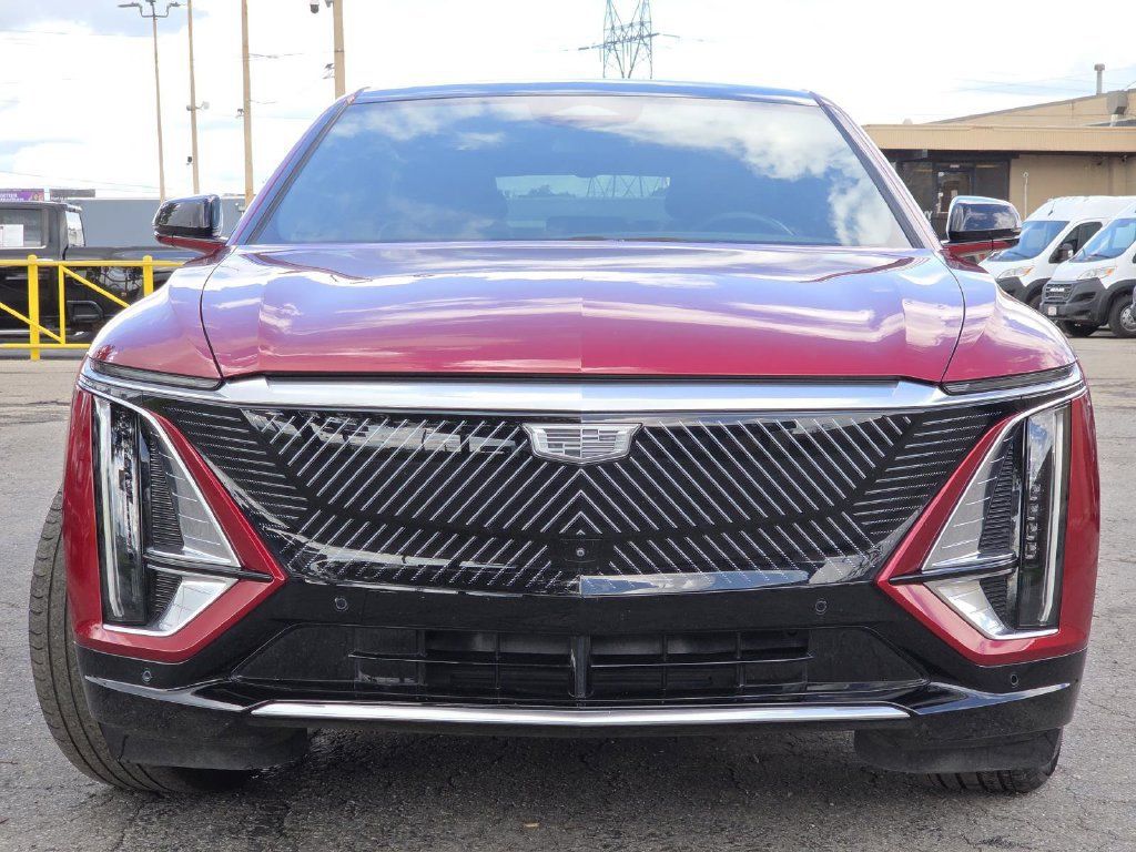 Used 2024 Cadillac Lyriq Tech w/ Driver Assist Package AWD/4WD image 12