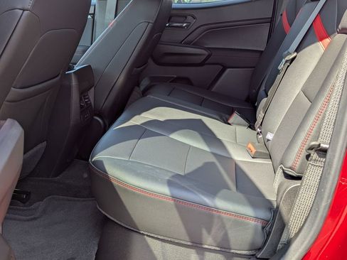 Used 2026 Chevrolet Colorado Z71 w/ Technology Package image 22