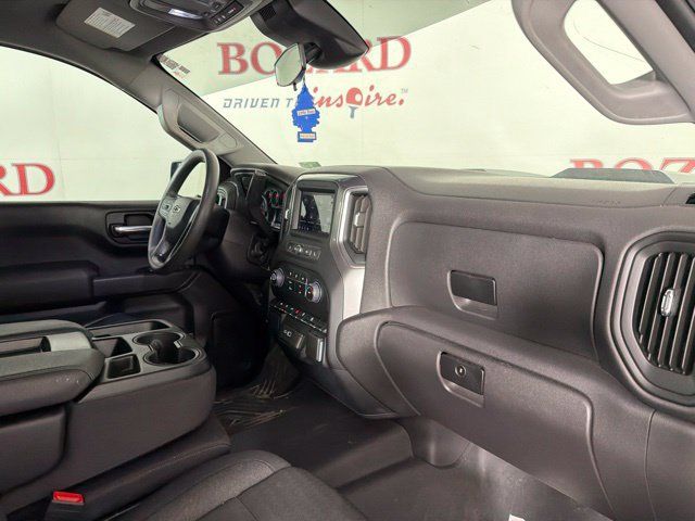 Used 2024 Chevrolet Silverado 1500 Custom Trail Boss AWD/4WD image 30