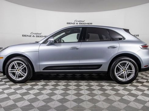 Used 2025 Porsche Macan image 11