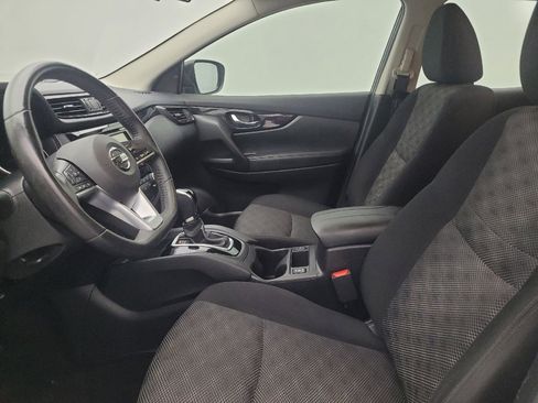 Used 2017 Nissan Rogue Sport SV w/ SV Premium Package image 17