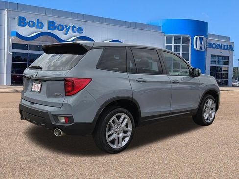Used 2025 Honda Passport EX-L image 5