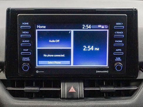 Used 2020 Toyota RAV4 XLE image 14