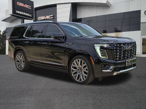 Used 2025 GMC Yukon Denali Ultimate AWD/4WD image 35