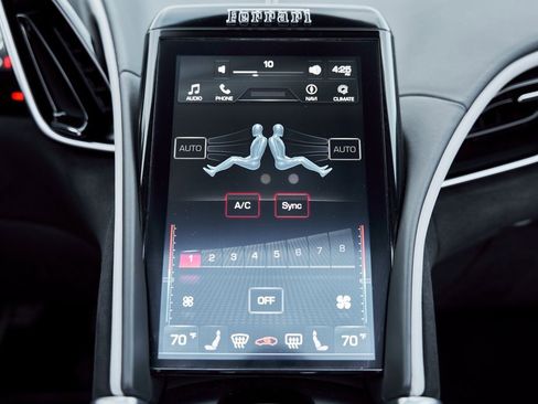 Used 2024 Ferrari Roma image 67