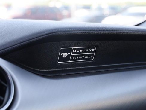 Used 2020 Ford Mustang Premium RWD image 21