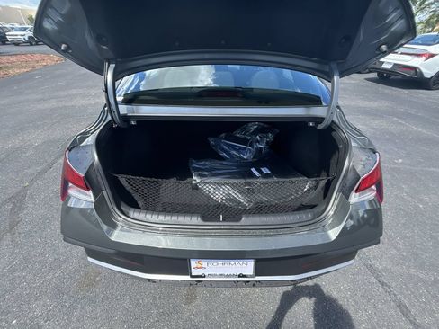 New 2026 Hyundai Elantra Sport FWD image 24