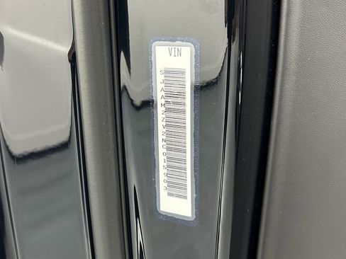 Certified 2022 Bentley Bentayga image 41