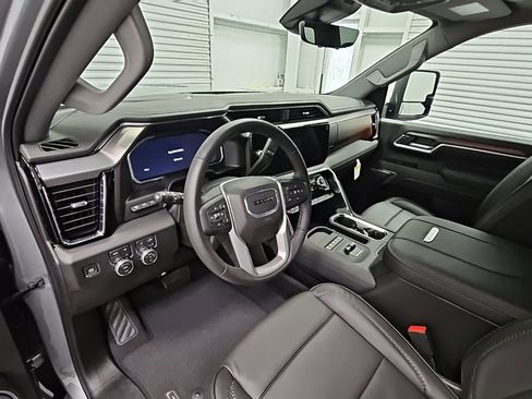 New 2026 GMC Sierra 2500 Denali w/ Denali Reserve Package image 11