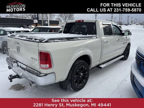 Used 2017 RAM 1500 Laramie image 7