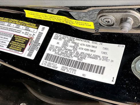 Used 2016 Toyota Tundra SR5 w/ SR5 Upgrade Package AWD/4WD image 33