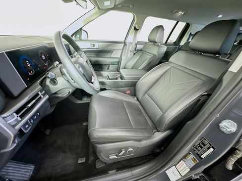 Used 2025 Hyundai Santa Fe SEL FWD image 13