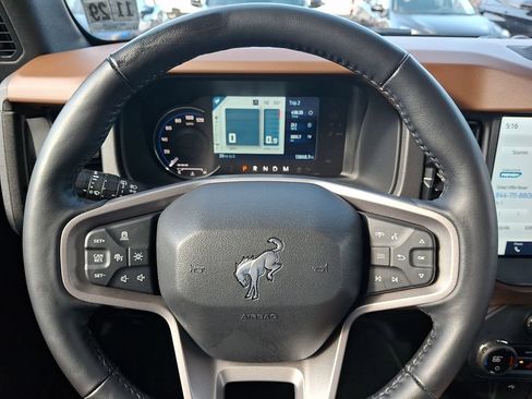 Used 2024 Ford Bronco Outer Banks AWD/4WD image 19