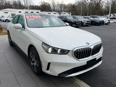 Used 2026 BMW 530i xDrive w/ Executive Package image 5