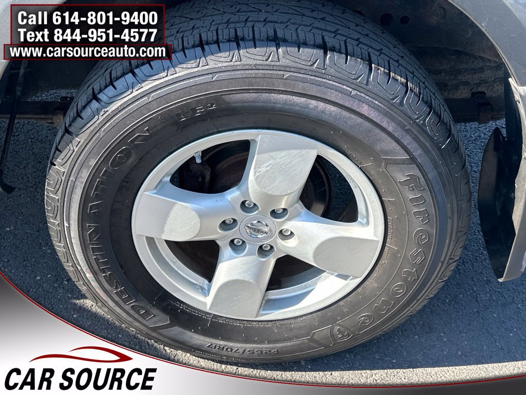 Used 2007 Nissan Frontier LE AWD/4WD image 24