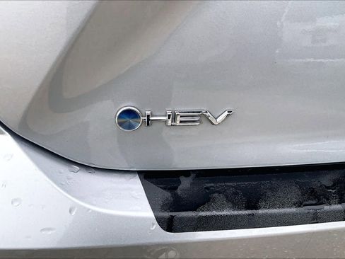 Used 2025 Toyota Camry LE FWD image 30