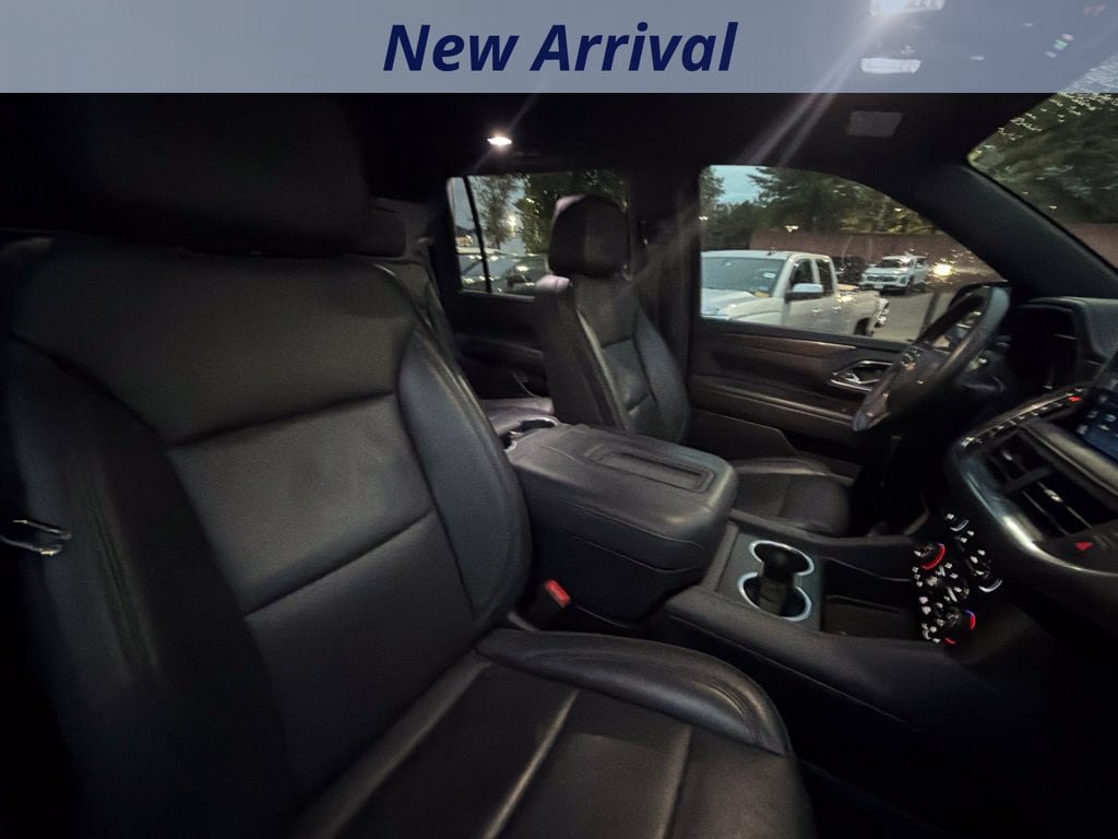 Used 2023 Chevrolet Suburban High Country AWD/4WD image 6