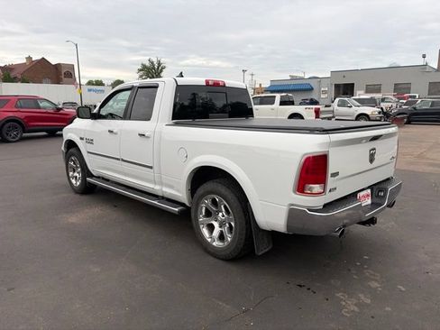 Used 2017 RAM 1500 Laramie AWD/4WD image 7