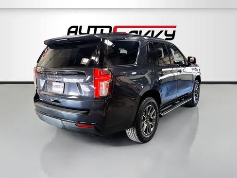Used 2024 Chevrolet Tahoe Z71 w/ Luxury Package AWD/4WD image 7