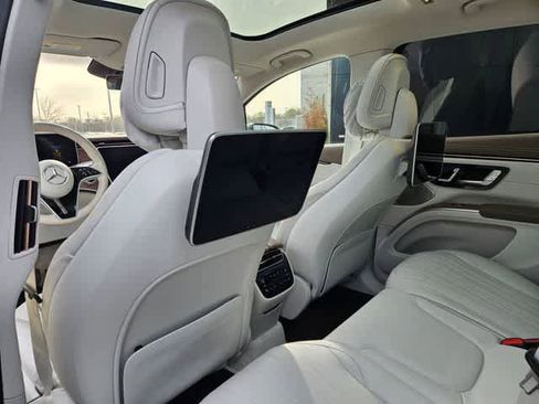 Used 2023 Mercedes-Benz EQS 450+ 4MATIC SUV image 19