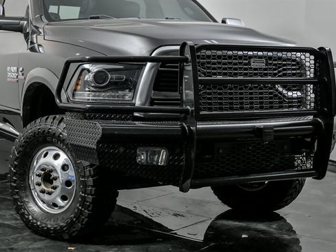 Used 2018 RAM 3500 Laramie Longhorn image 2