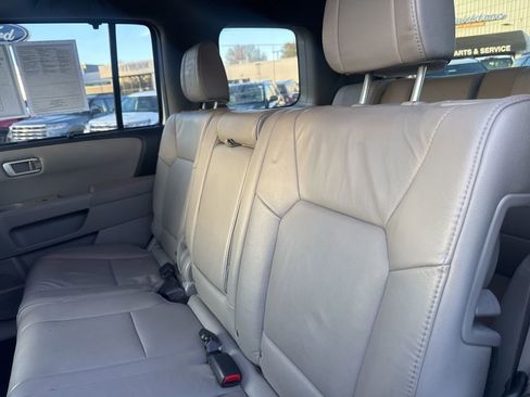 Used 2013 Honda Pilot Touring image 24