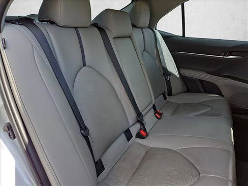 Used 2024 Toyota Camry XLE FWD image 20
