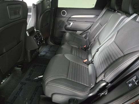 Used 2026 Land Rover Discovery Limited Edition AWD/4WD image 5