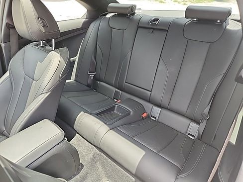 Used 2023 BMW 230i Coupe w/ Convenience Package RWD image 3