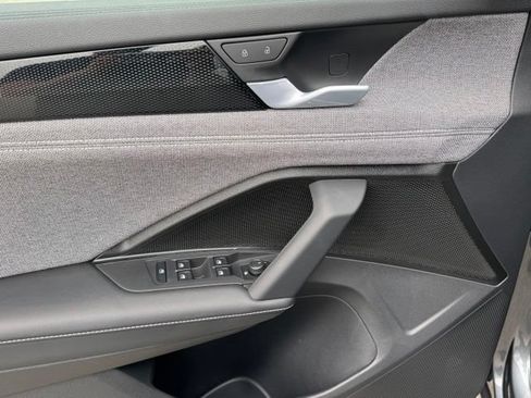 Certified 2025 Volkswagen Tiguan S AWD/4WD image 31