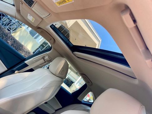 Used 2022 Acura TLX image 16