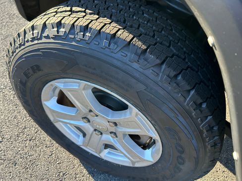 Used 2021 Jeep Wrangler Unlimited Sport image 20