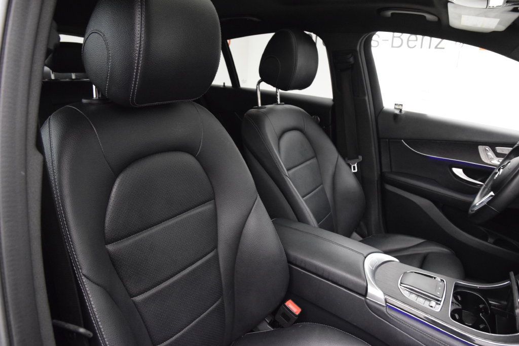 Used 2021 Mercedes-Benz GLC 300 4MATIC Coupe image 17