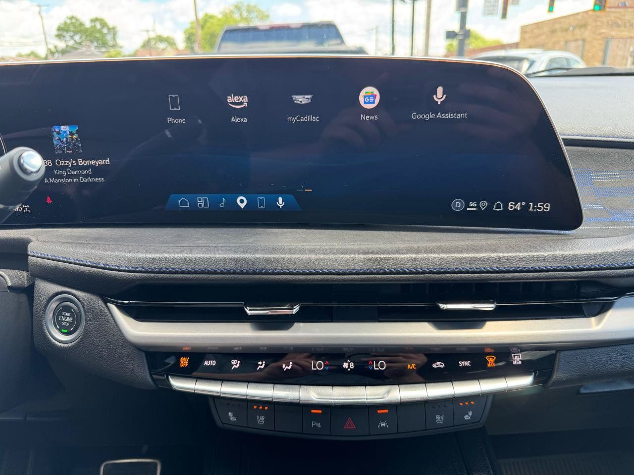 Used 2025 Cadillac XT4 Sport AWD/4WD image 20