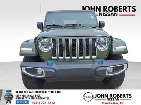 Used 2023 Jeep Wrangler Unlimited Sahara image 13