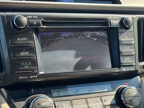 Used 2013 Toyota RAV4 Limited AWD/4WD image 24