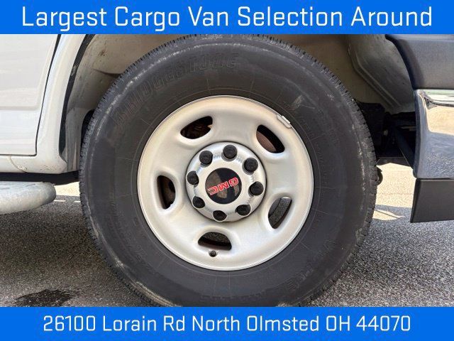 Used 2025 GMC Savana 2500 w/ Driver Convenience Package RWD image 19