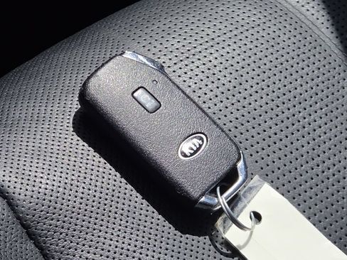 Used 2021 Kia Telluride EX w/ EX Premium Package AWD/4WD image 38