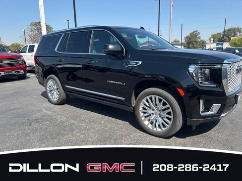 Used 2024 GMC Yukon Denali w/ Advanced Technology Package AWD/4WD image 3