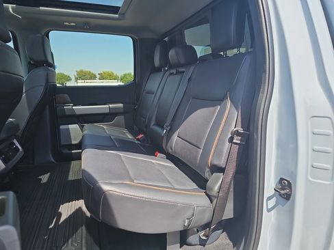 Used 2025 Ford F250 Lariat w/ Lariat Ultimate Package image 11