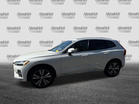 Certified 2023 Volvo XC60 B5 Plus w/ Protection Package Premier image 9
