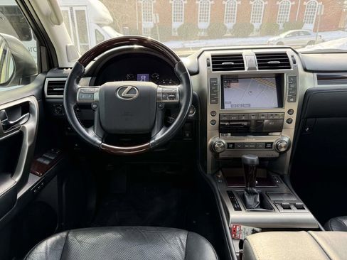 Used 2018 Lexus GX 460 Premium image 8