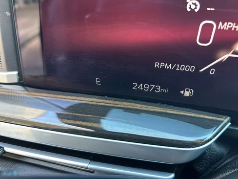 Used 2025 Cadillac Escalade ESV Premium Luxury w/ Touring Package image 67