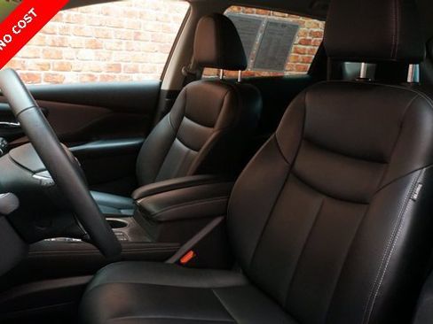 Used 2024 Nissan Murano SV w/ SV Midnight Edition Package image 10